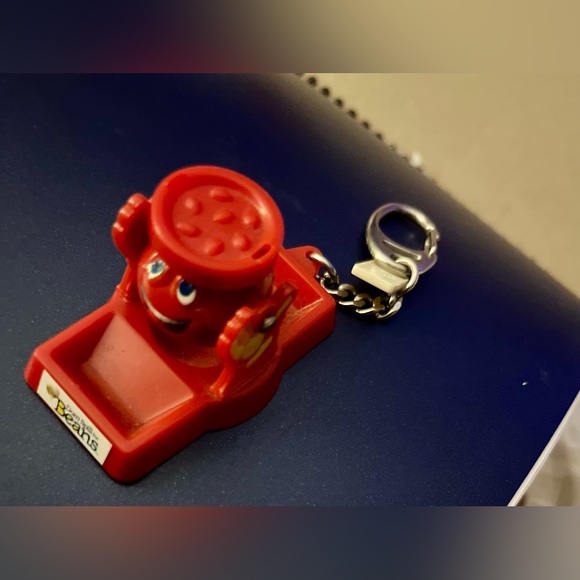 Vintage Miniature “Don’t Spill the Beans” Keychain - Picture 7 of 13